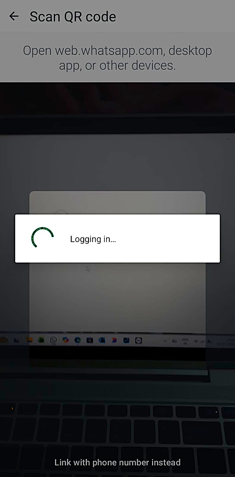 WhatsApp Web Successfully Linked with PC