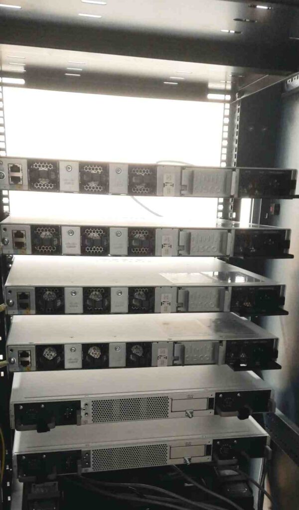 hardware installation rear end view 1 1