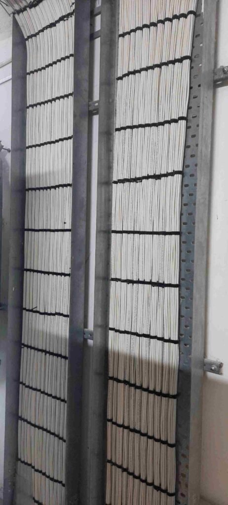Tray Structured Routing and Cabling for Modern Workspaces 2 https://tecxskill.com/tray-structured-routing-and-cabling-for-modern-workspaces/